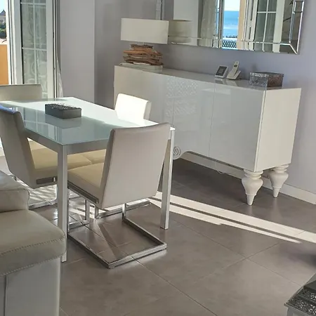 Atico De Lujo Encima Del Mar Apartment